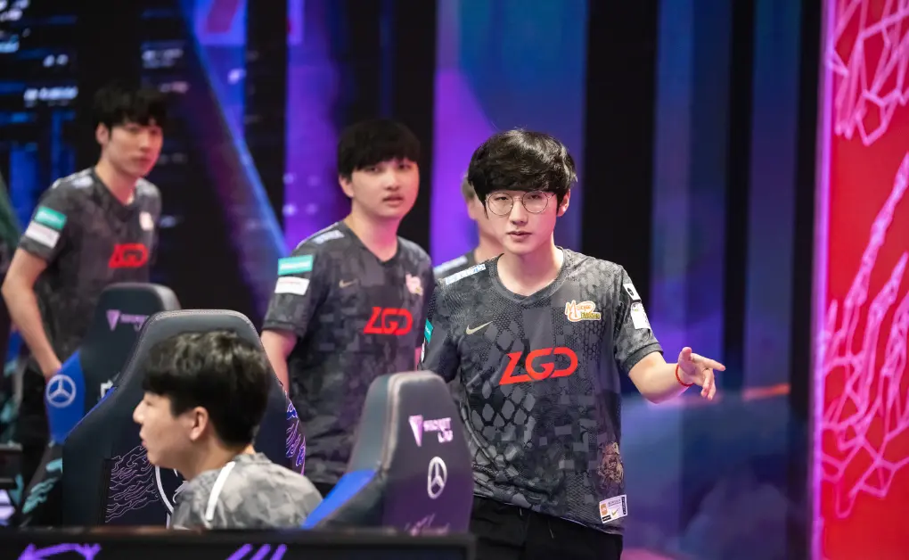 关于TheShy重要时刻出色发挥，C9带队取胜！比赛高潮迭起的信息-九游app最新版下载安装