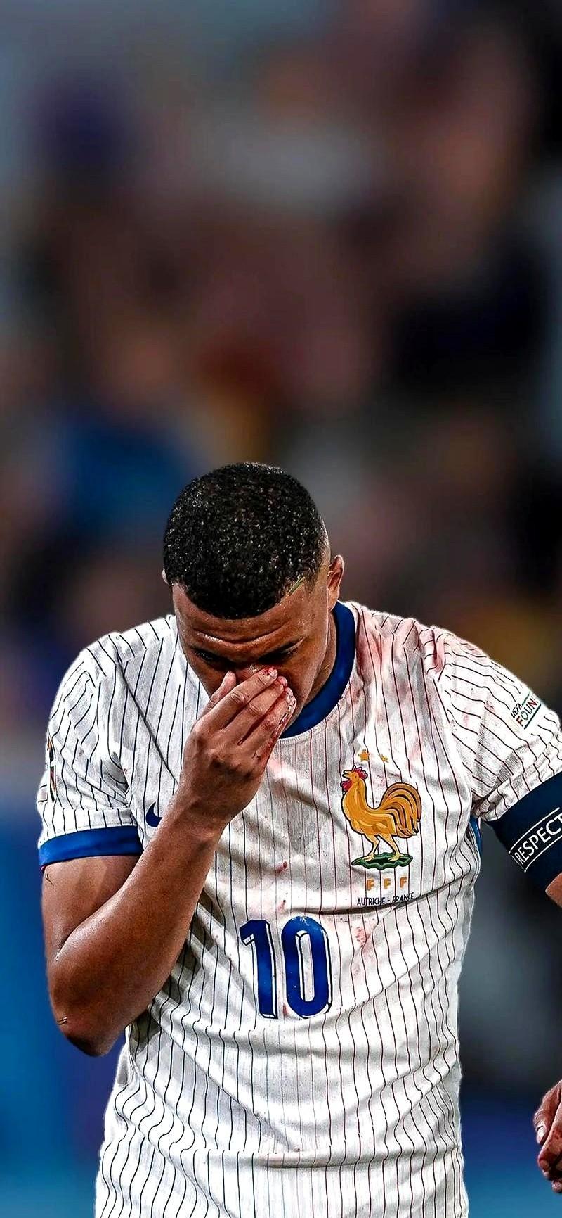 最后时刻胜出引发热议！，西亚卡姆在法国队比赛中败北引发球迷热议的简单介绍-九游app下载最新版本